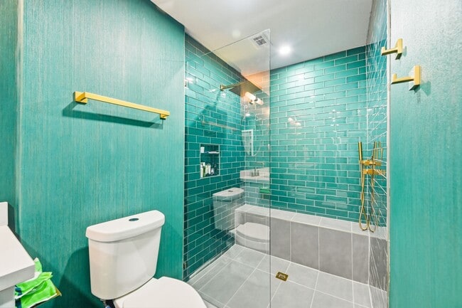 Building Photo - 1116 Bering Dr