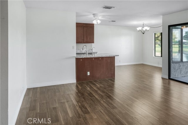 Building Photo - 27535 Lakeview Dr