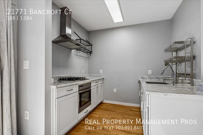 Building Photo - 21771 Bancroft Ct
