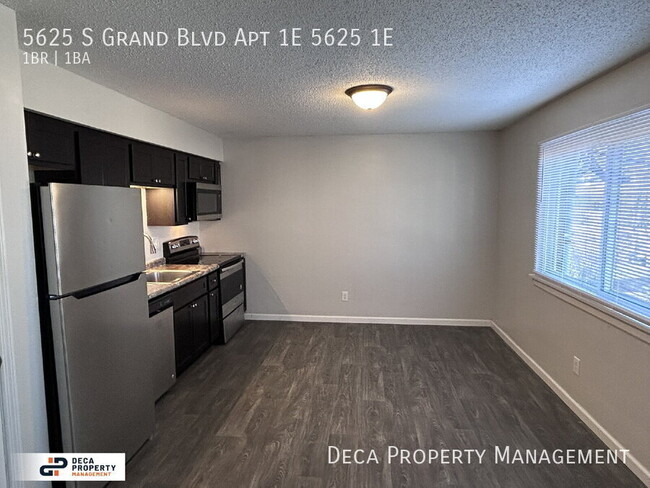 Building Photo - 5625 S Grand Blvd