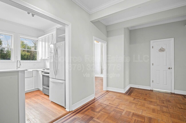 Building Photo - 872 Briarcliff Rd NE