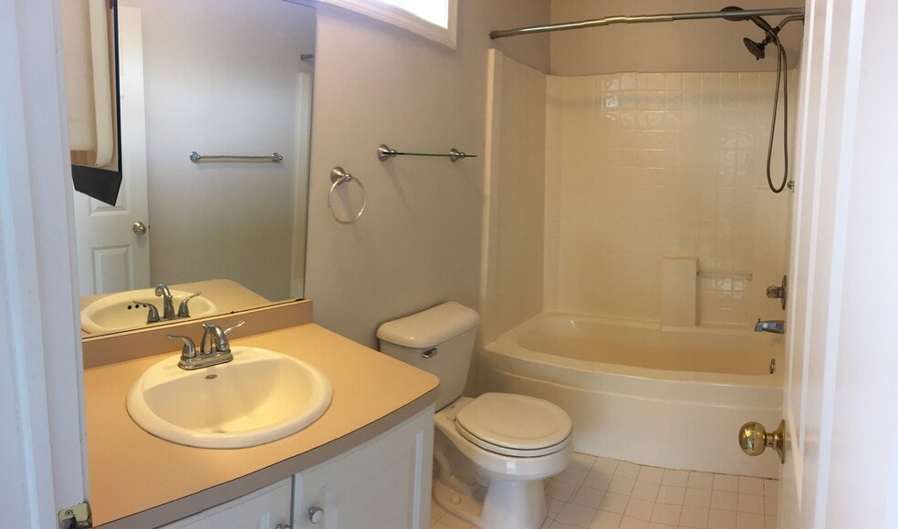 Building Photo - 2787 Barclay Way