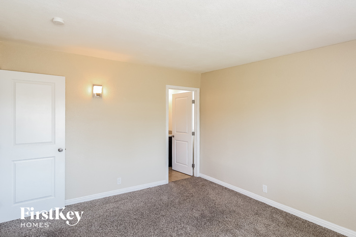 Building Photo - 5119 Margo Dr