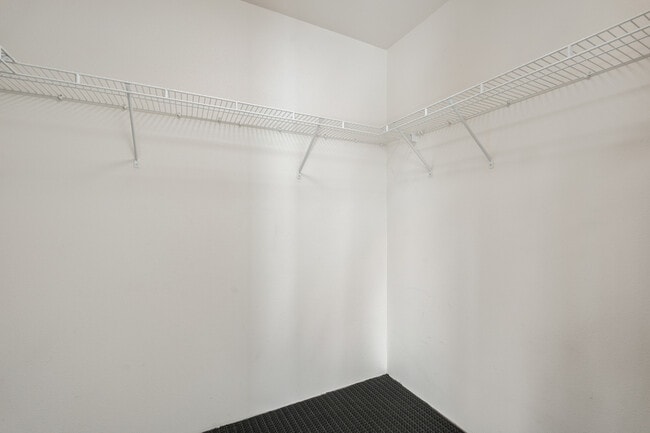 Building Photo - 1610 Belmont Ave