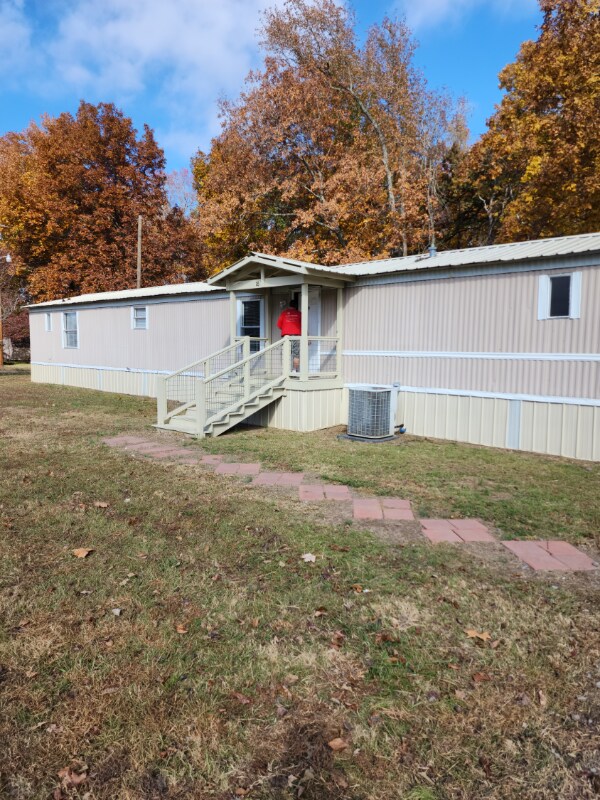 Building Photo - 18 Ryan Dr