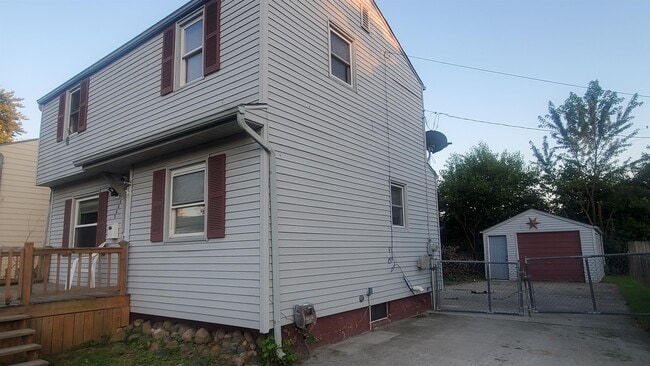 Building Photo - 3606 Dale Ave