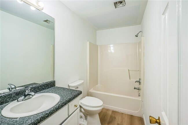 Building Photo - 2045 Baker Rd NW