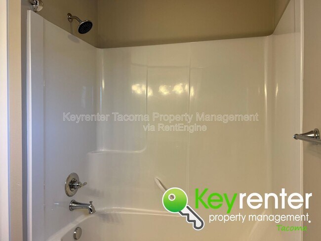 Building Photo - 16128-16181 81 Ave E