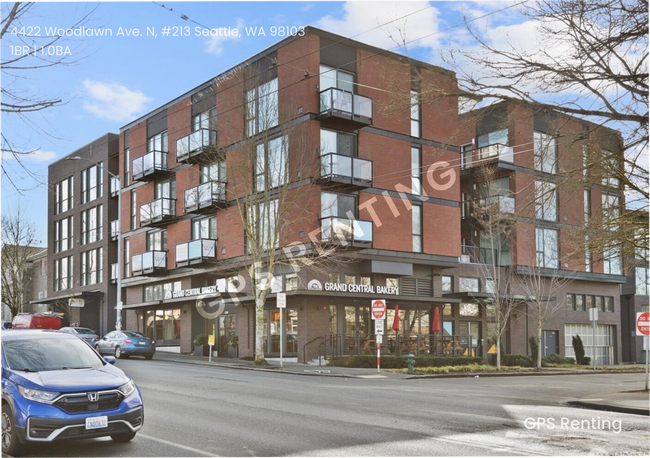 Building Photo - 4422 Woodlawn Ave N
