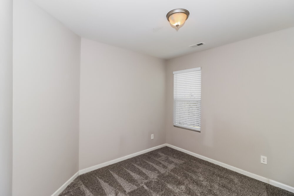 Building Photo - 7413 Hidden Creek Dr