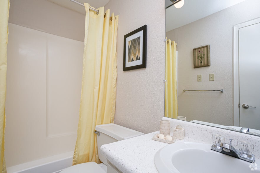 Mark Twain II 10950 Jefferson Hwy River Ridge LA 70123 Apartment Finder