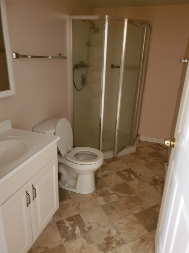 Building Photo - 905 State Fair Blvd