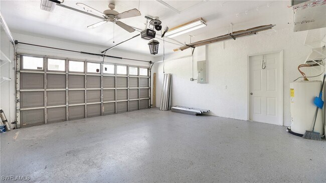 Building Photo - 3590 10th Ave NE