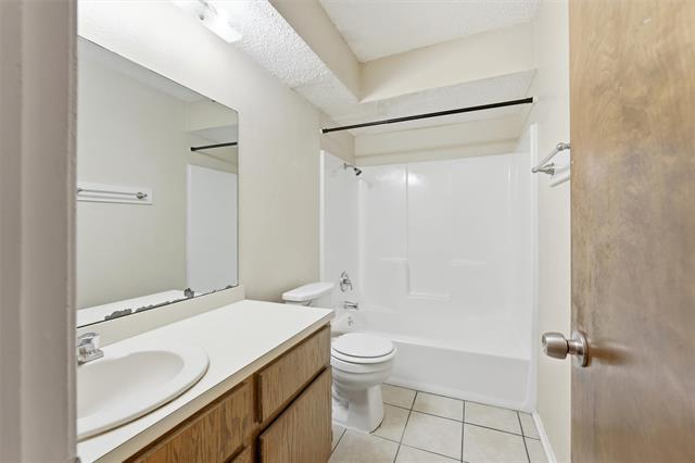 Building Photo - 410 W Franklin St