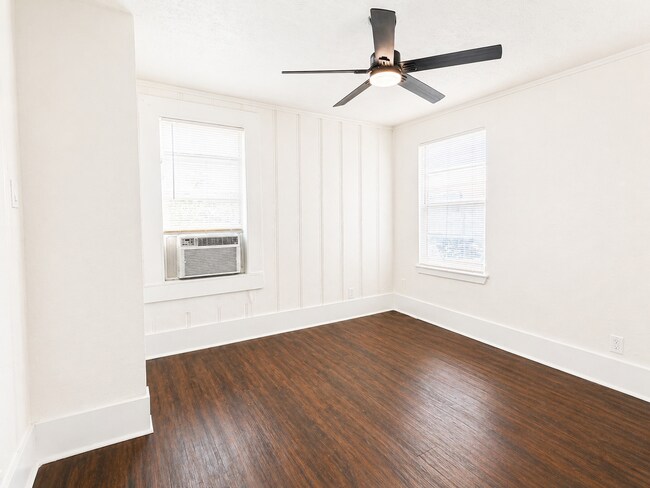 Building Photo - 6833 Avenue C