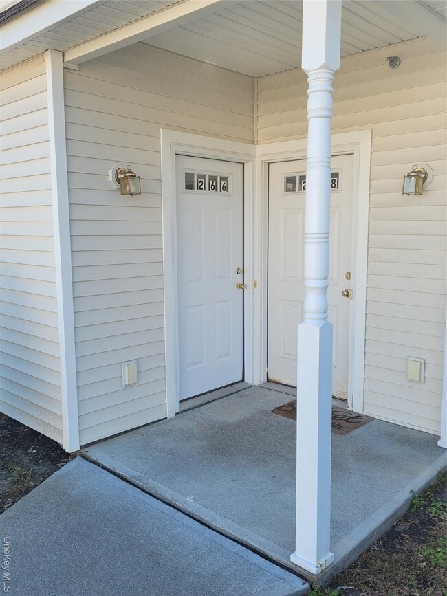 Primary Photo - 266 Ruth Ct