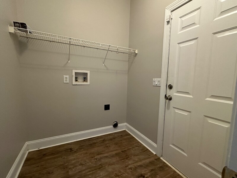 Building Photo - 4722 Lone Tree Ct
