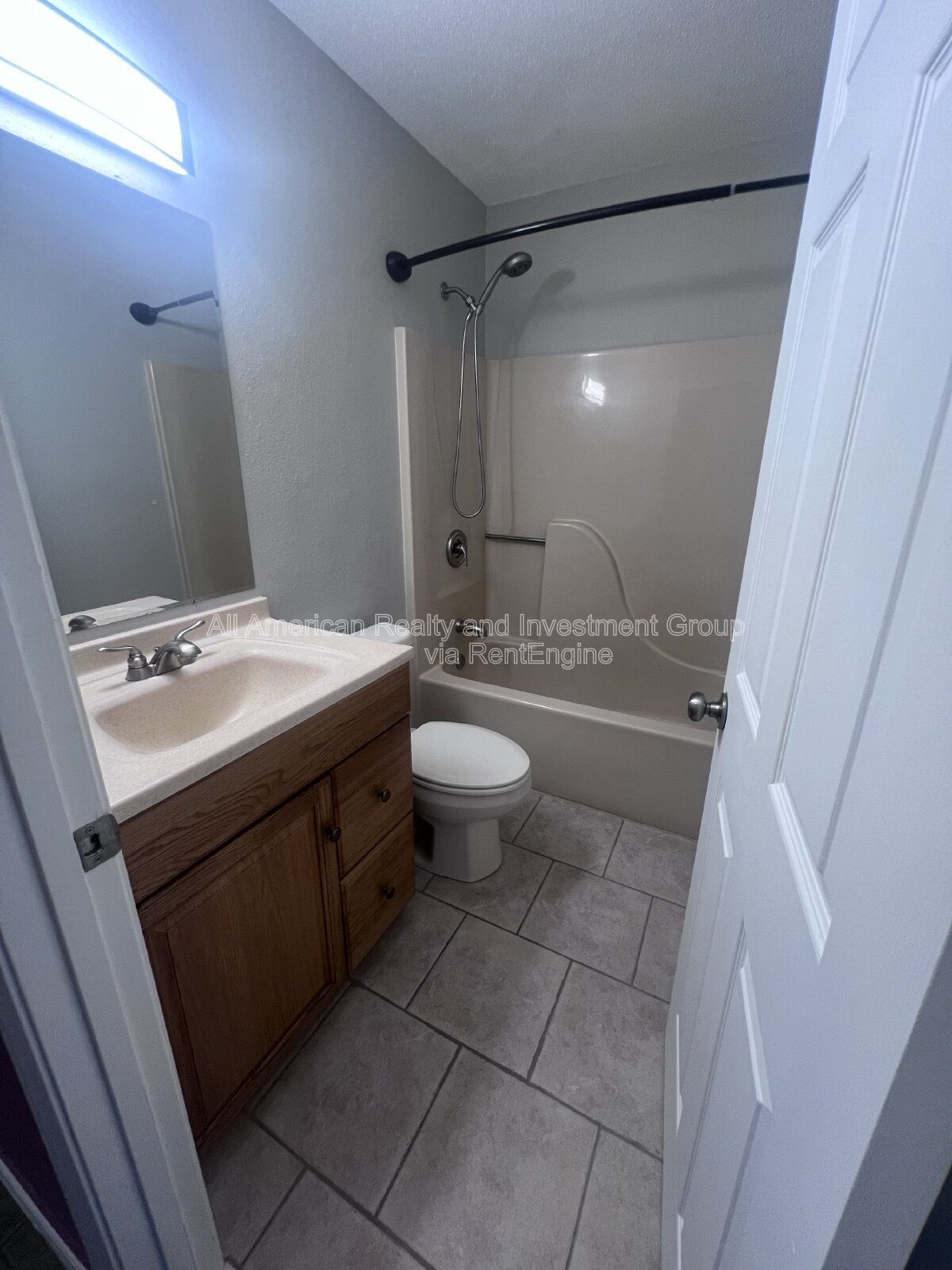 Building Photo - 2220 Kerra Ln