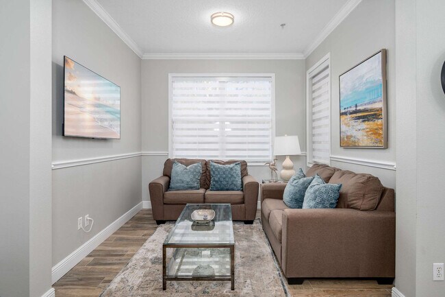 Building Photo - 875 Assembly Ct