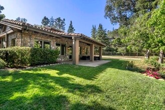 Building Photo - 5330 San Elijo Ave