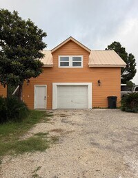 Building Photo - 275 Hill Of Contentment