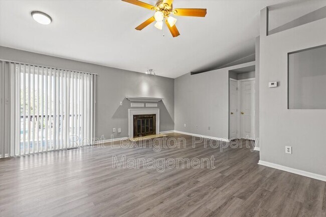 Building Photo - 4360 Cobblestone Knoll Dr