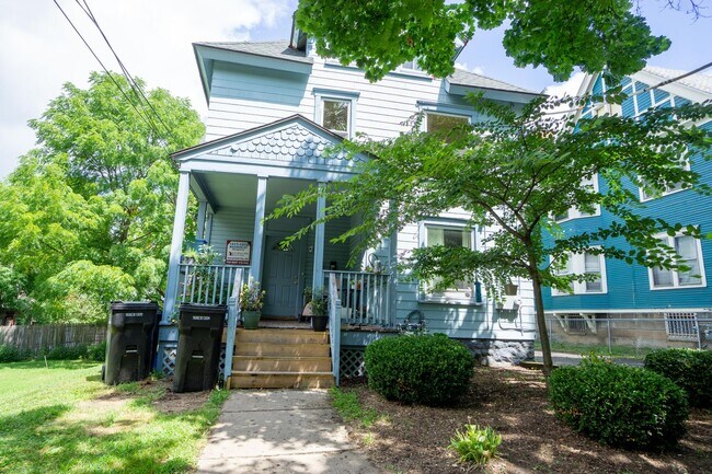 Building Photo - 1311 Madison St