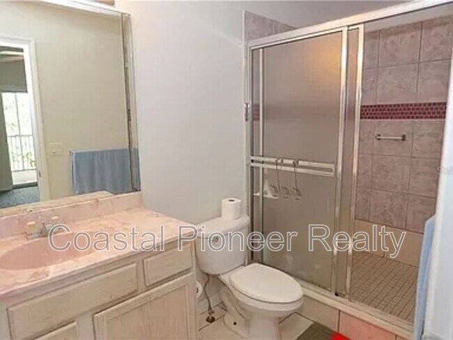 Building Photo - 5035 Sunridge Palms Dr