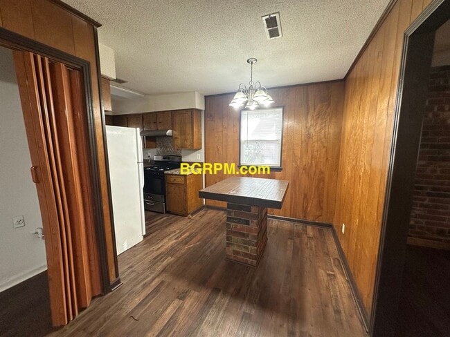 Building Photo - 6 Waterfront Dr