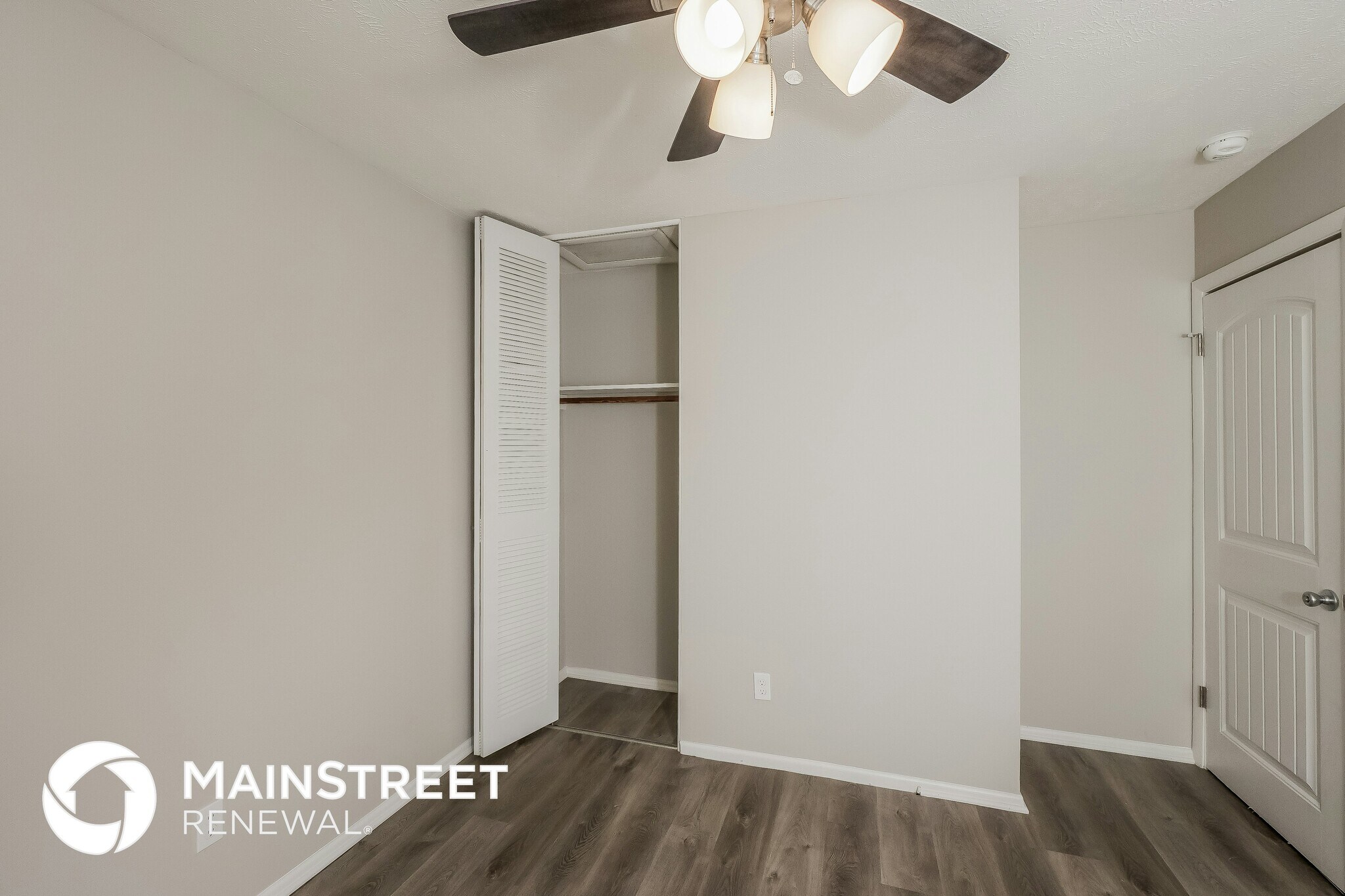 Building Photo - 7415 Hallmark Dr