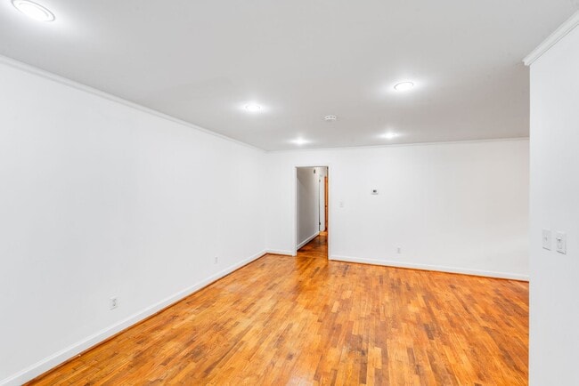 Building Photo - Prime Gastonia Location – Cozy Brick Home ...