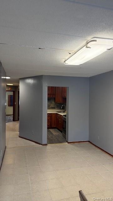 Building Photo - 759 Thieriot Ave