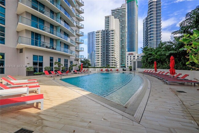 Building Photo - 1100 S Miami Ave