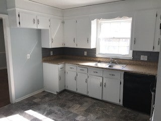 Building Photo - Charming 3 Bedroom Home in Matthews!