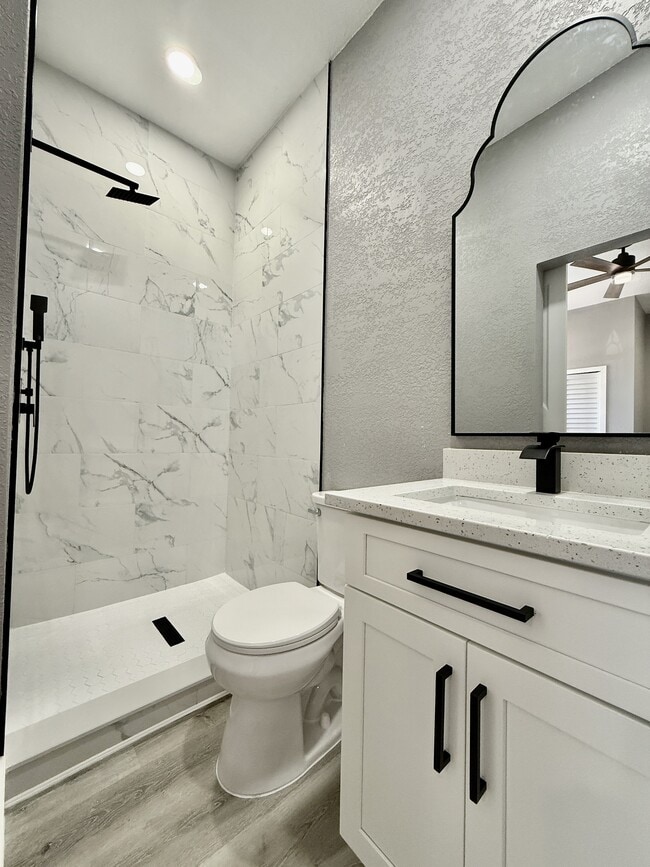 Building Photo - 2630 Hilliard Ct