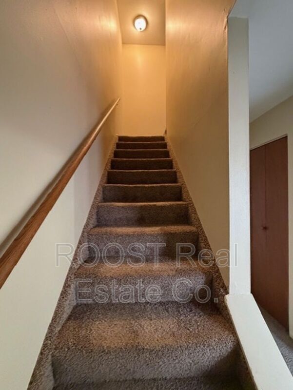 Building Photo - 6881-6887 Emerald Ave