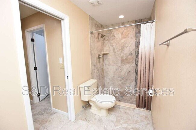 Building Photo - 4653 San Paulo Ct