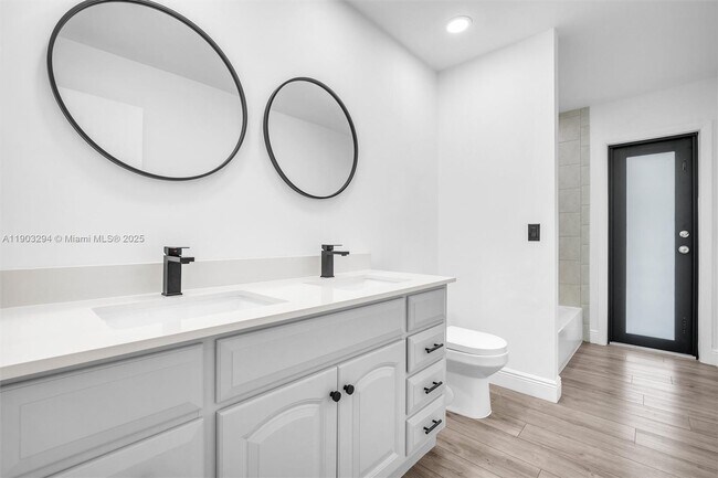 Building Photo - 11476 Sundance Ln