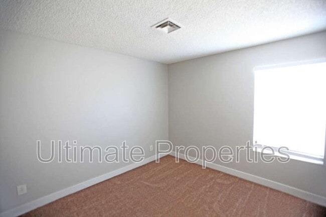 Building Photo - 8514 W Corrine Dr