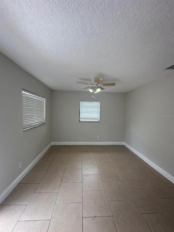 Building Photo - 7207 Harwick Dr