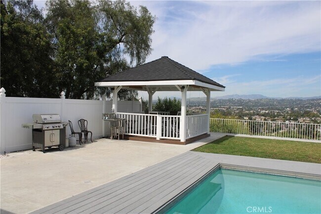 Building Photo - 761 W Country Hills Dr