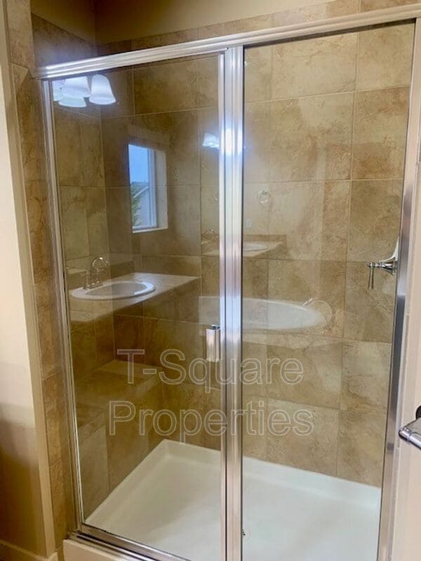 Building Photo - 10218 242nd Ave NE