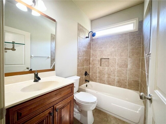 Building Photo - 2620 Village Chase Dr NW