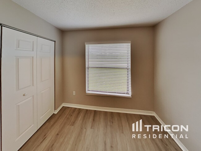Building Photo - 641 Heraldo Ct