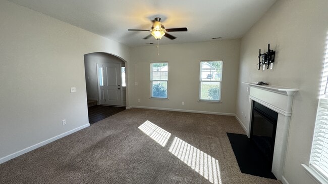 Building Photo - 330 James Hedrick Ct