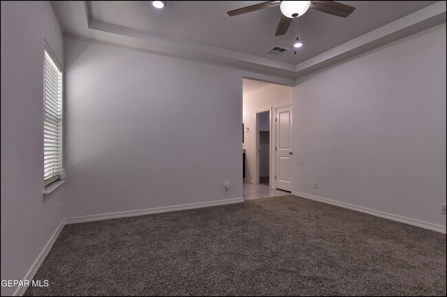 Building Photo - 12844 Giovanni Grajeda Ave