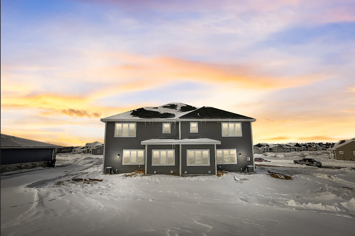 Building Photo - 6549 Pleasant Prairie Dr