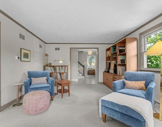 Building Photo - 9 Pleasantview Terrace