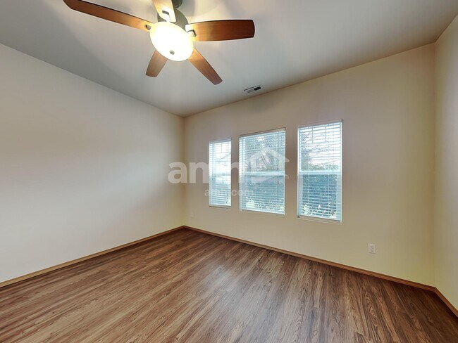 Building Photo - 11102 179th Ave Ct E