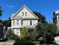 Building Photo - 1475 Centre St